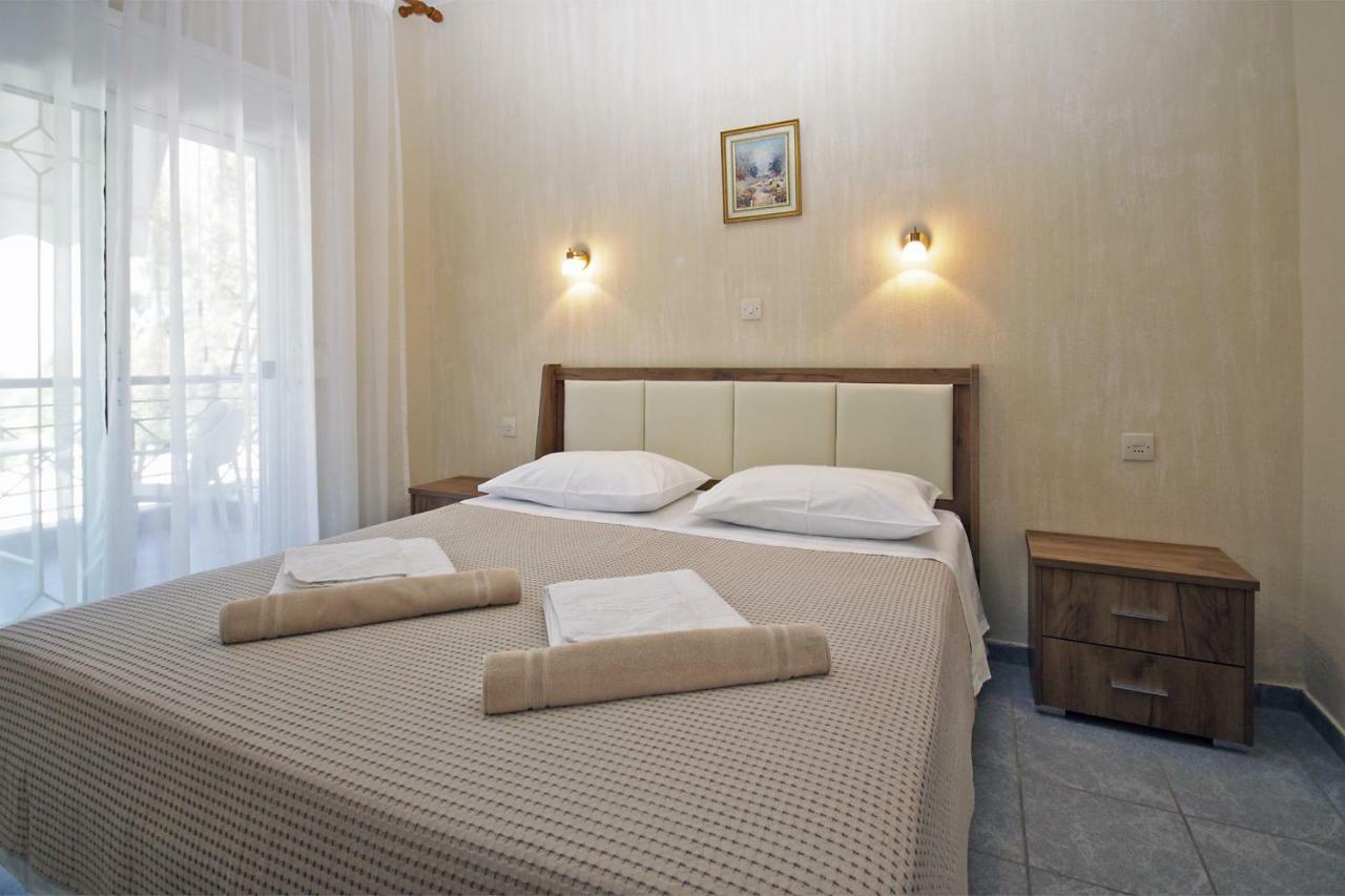 Funbeach Rooms Neos Marmaras Exterior foto